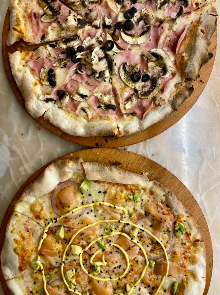 pizzas